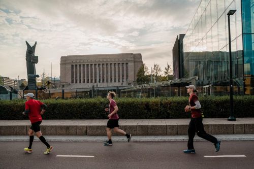 MARATONA DI HELSINKI | 42K,21K,63K,5K 2023